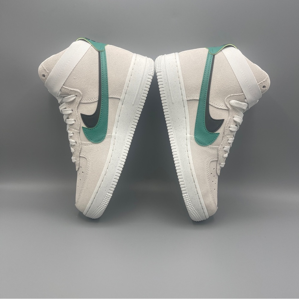 Womens Nike Air Force 1 High SE 'Sesame Neptune Green'/ Size 7 - Picture 10 of 13